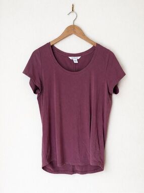 Athleta Scoop Neck Tee Mauve Purple Short Sleeve Activewear Top Size Small